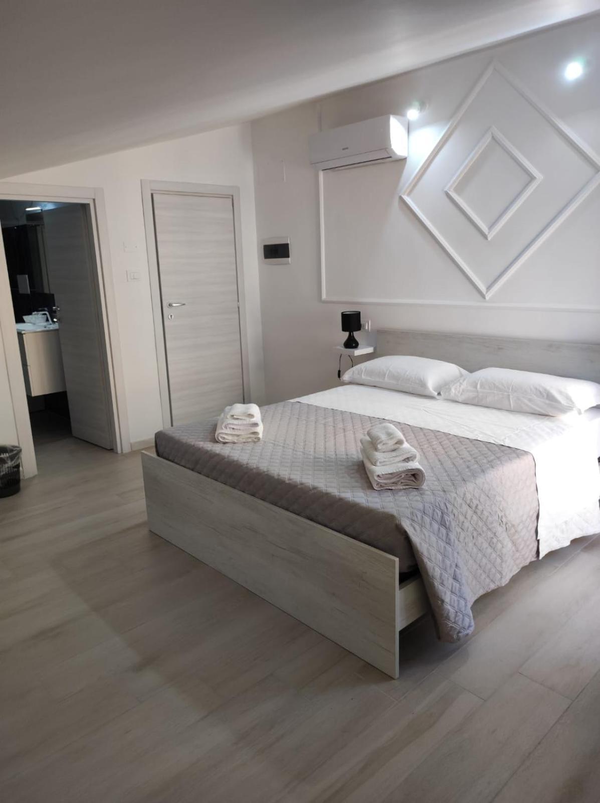 Residenza Atena Тропеа Екстериор снимка